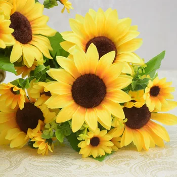 Įvairių dirbtinio šilko gėlių saulėgrąžų puokštės saulučių sode vestuvių stalo 